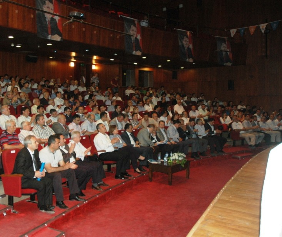 AK Parti Milletvekili Gürkan: "Alkol Yasağı Halkın Talebi"