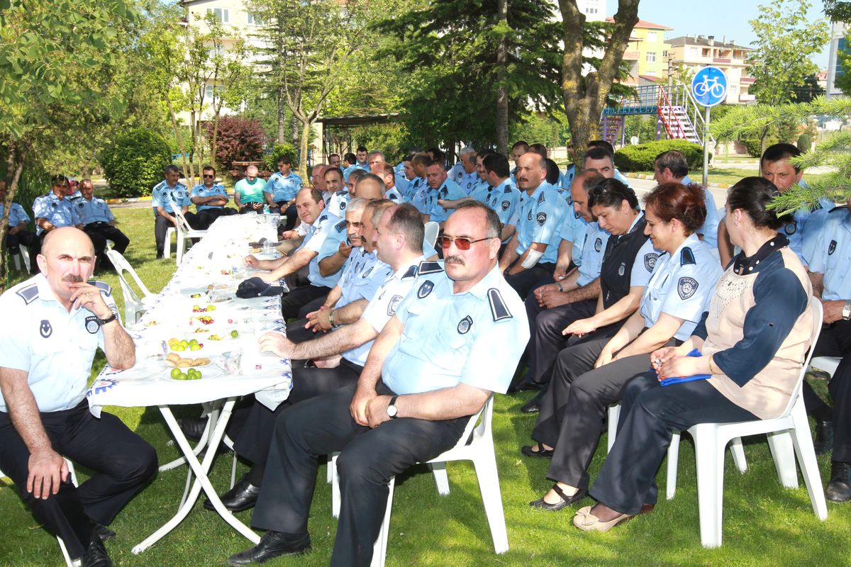 Başkan Köşker Zabıta Personeliyle Bir Araya Geldi