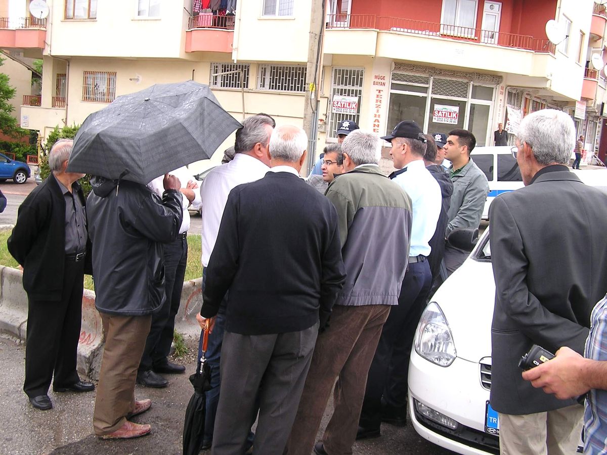 Baz İstasyonu Eylemi Sürdü