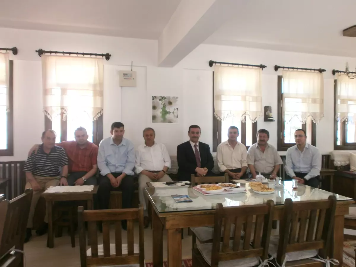 Devrek'te Protokol ve Yaşlılar Buluştu