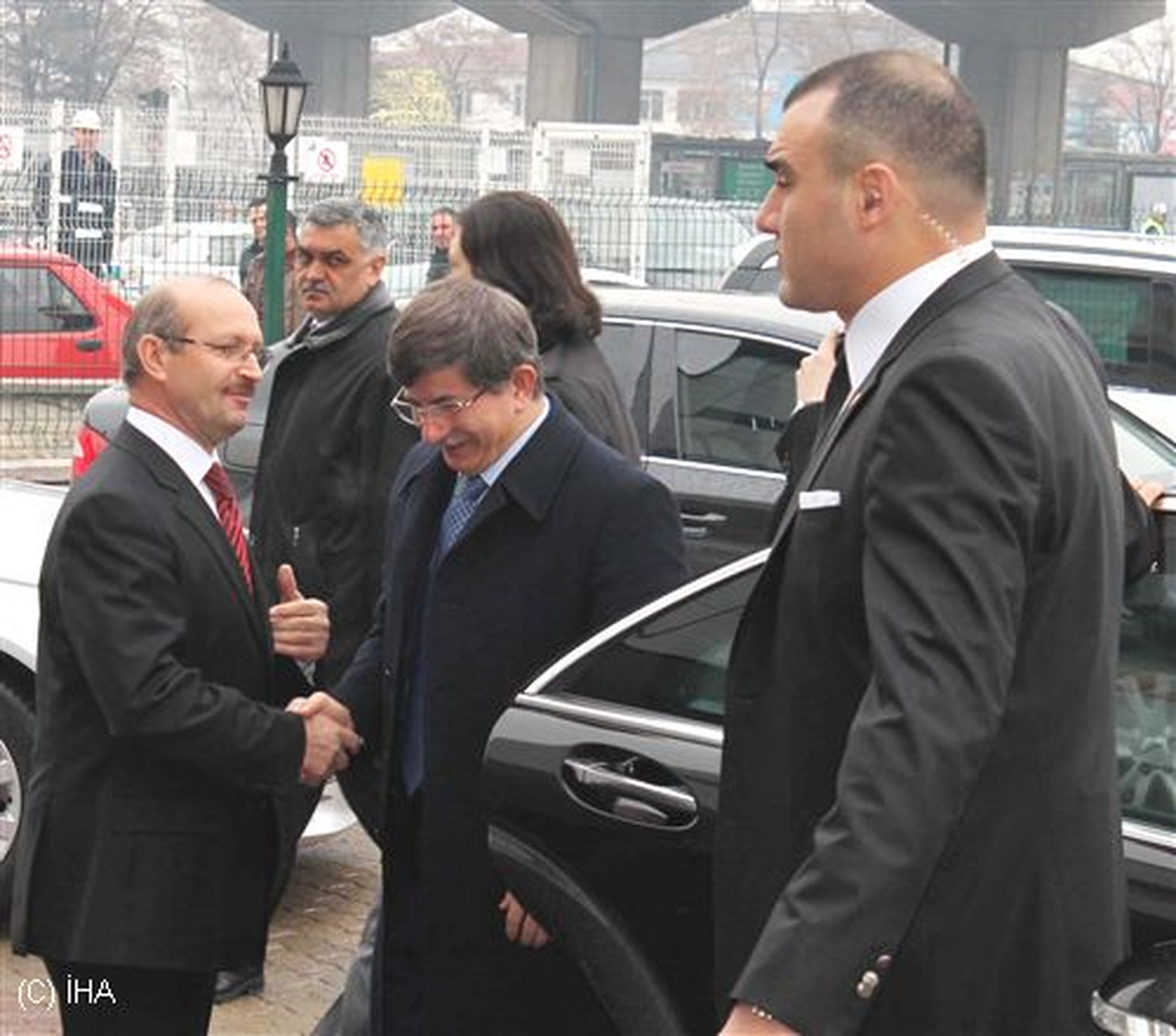 Dışişleri Bakanı Davutoğlu, Konya\'da