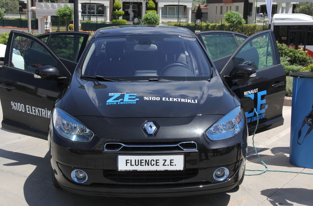 Elektrikli Araçlar Çanakkale\'de Tanıtıldı