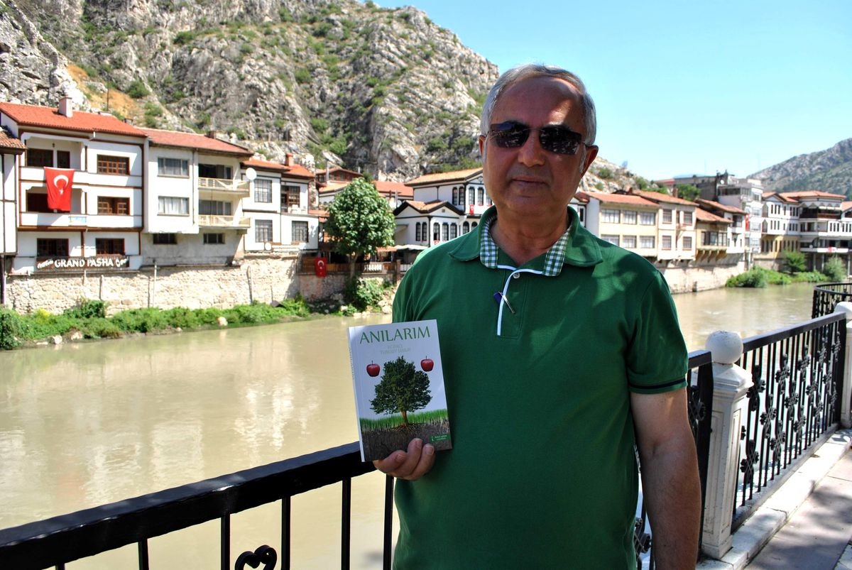 Emektar Eczacı Anılarını Yazdı