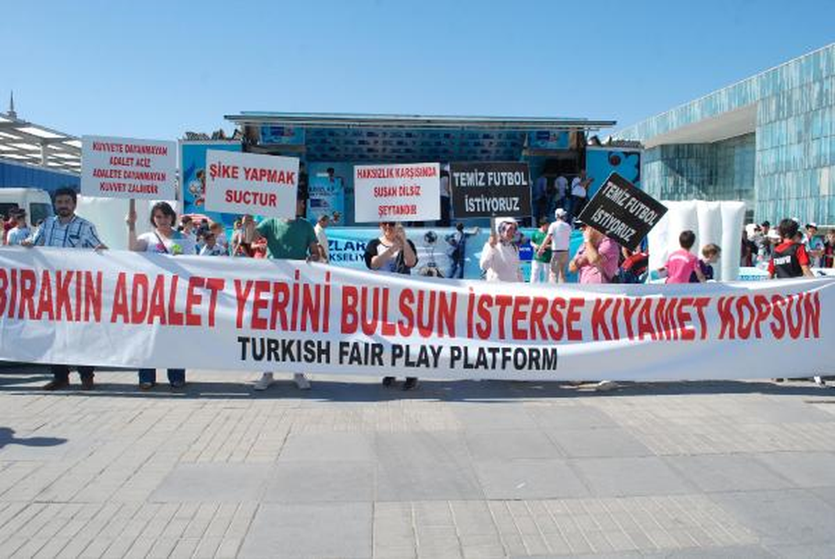 FIFA U20 Dünya Kupası Bursa\'ya Getirildi