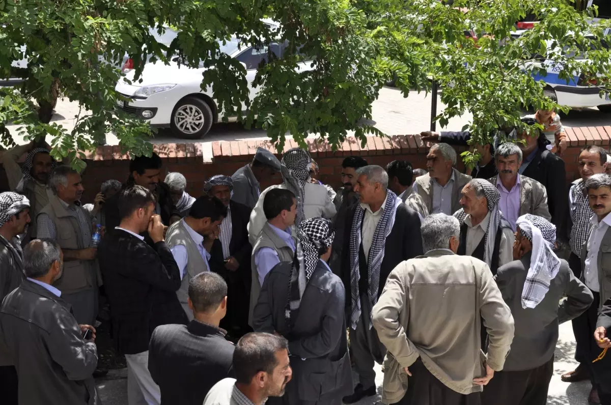 Hayvan Yetiştiricilerinin Küpe İsyanı