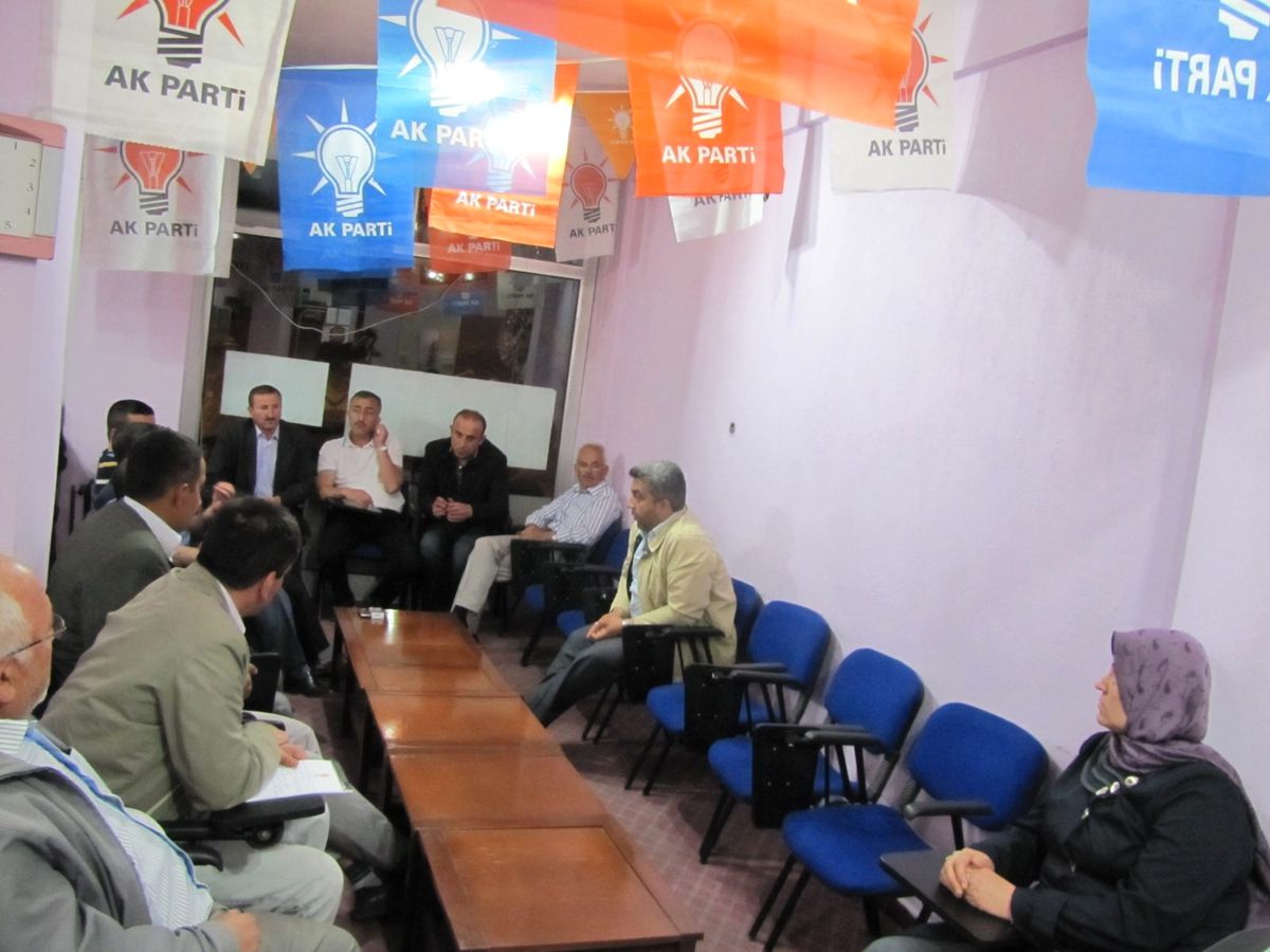 Hisarcık\'ta AK Parti İlçe Teşkilat Toplantısı