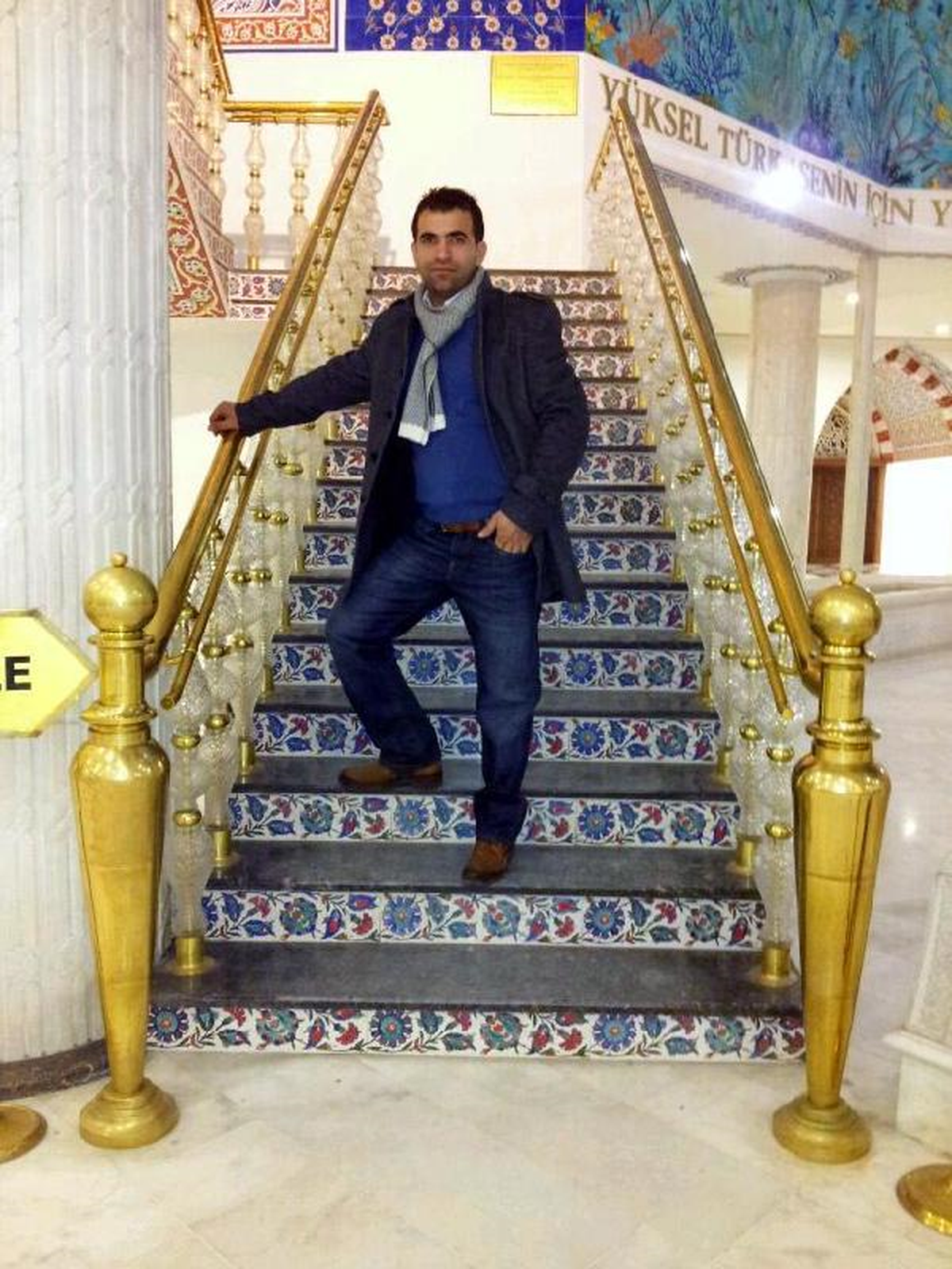 Kadın Memurun Kredi Kartını Kullandı, Kürtçe Öğretme Karşılığı Yaptım Dedi