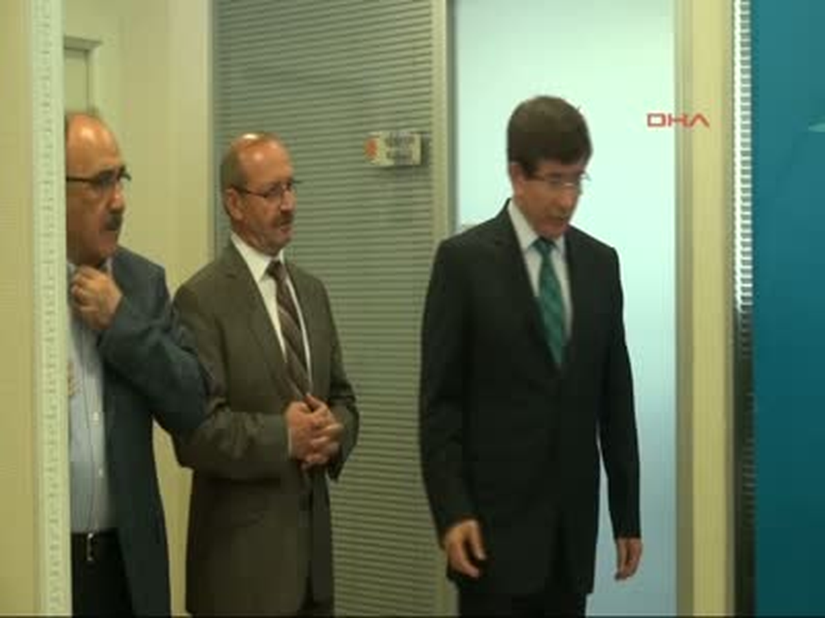 Konya Davutoğlu Suriye\'nin Geleceği Açısından, Muhalefetin Yeniden Yapılanma Toplantısı Sürüyor...