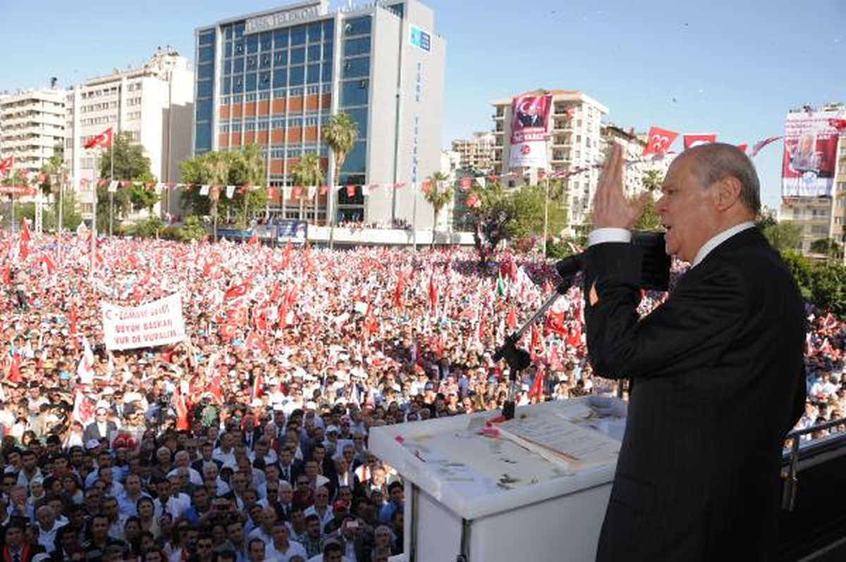'Başbakan, İmralı Canisini Tatmin İçin Çırpınıyor'