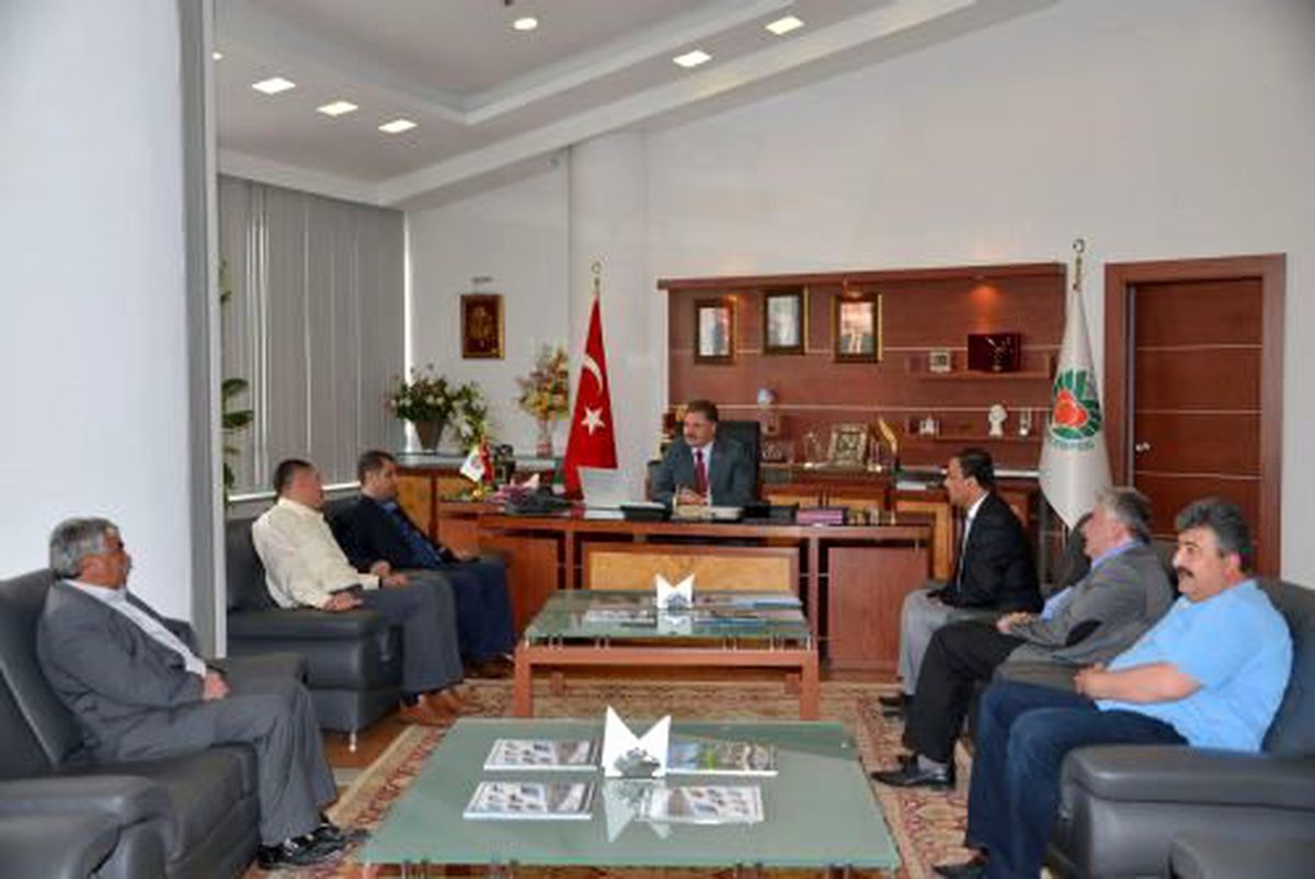 Ticaret Borsası Yönetiminden Başkan Çakır\'a Ziyaret