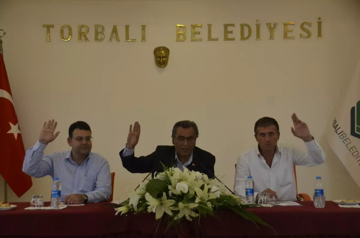 Torbalı Belediye Meclisi\'nde İki Yeni Yüz