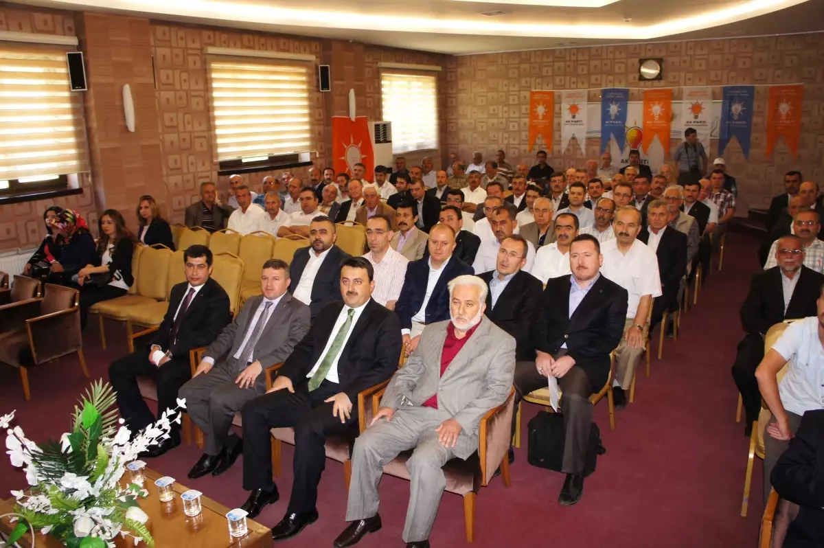 AK Parti Kastamonu Milletvekili Mustafa Gökhan Gülşen;