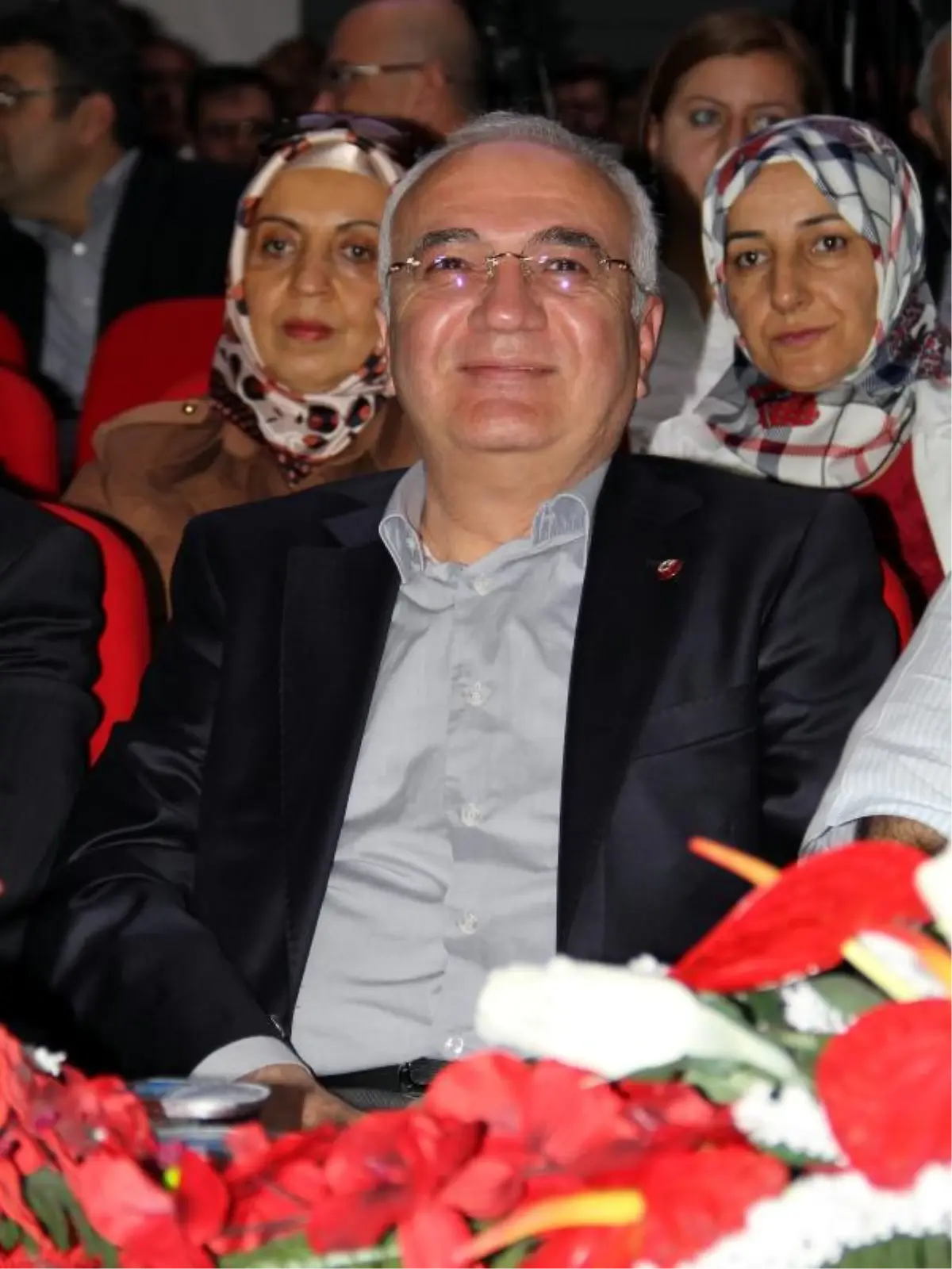 Ak Partili Elitaş: Allah Kılıçdaroğlu ve Bahçeli\'ye Uzun Ömür Versin