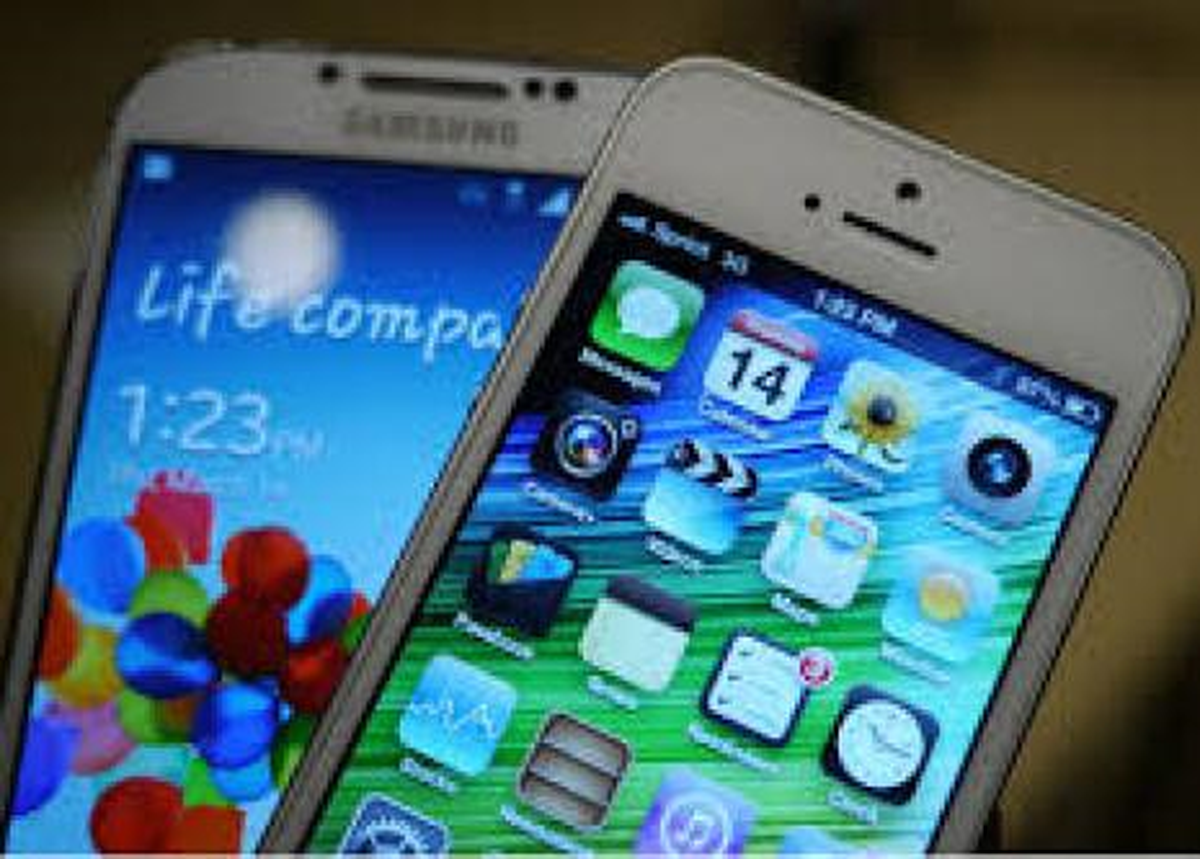 Apple, S4\'ün Peşine Düştü