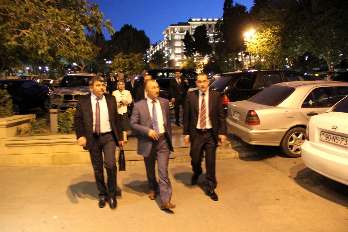Başkan Köksoy Bakü'de Keşfe Çıktı