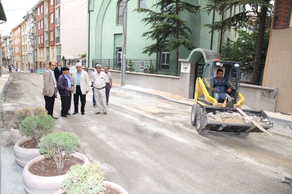 Başkan Sakallı, Üst Yapı Çalışmalarını Denetledi