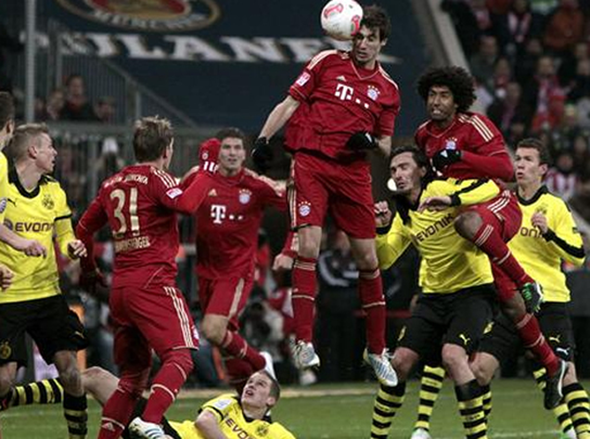 -Borussia Dortmund: 1 - Bayern Münih: 2