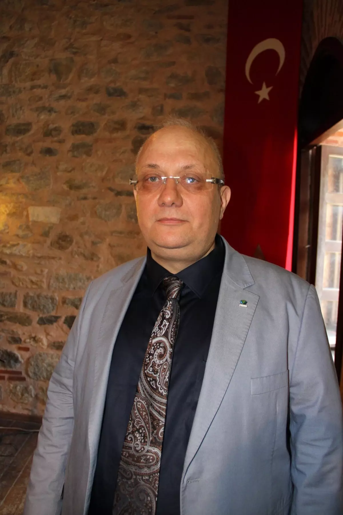 Busat\'ta Görev Değişimi