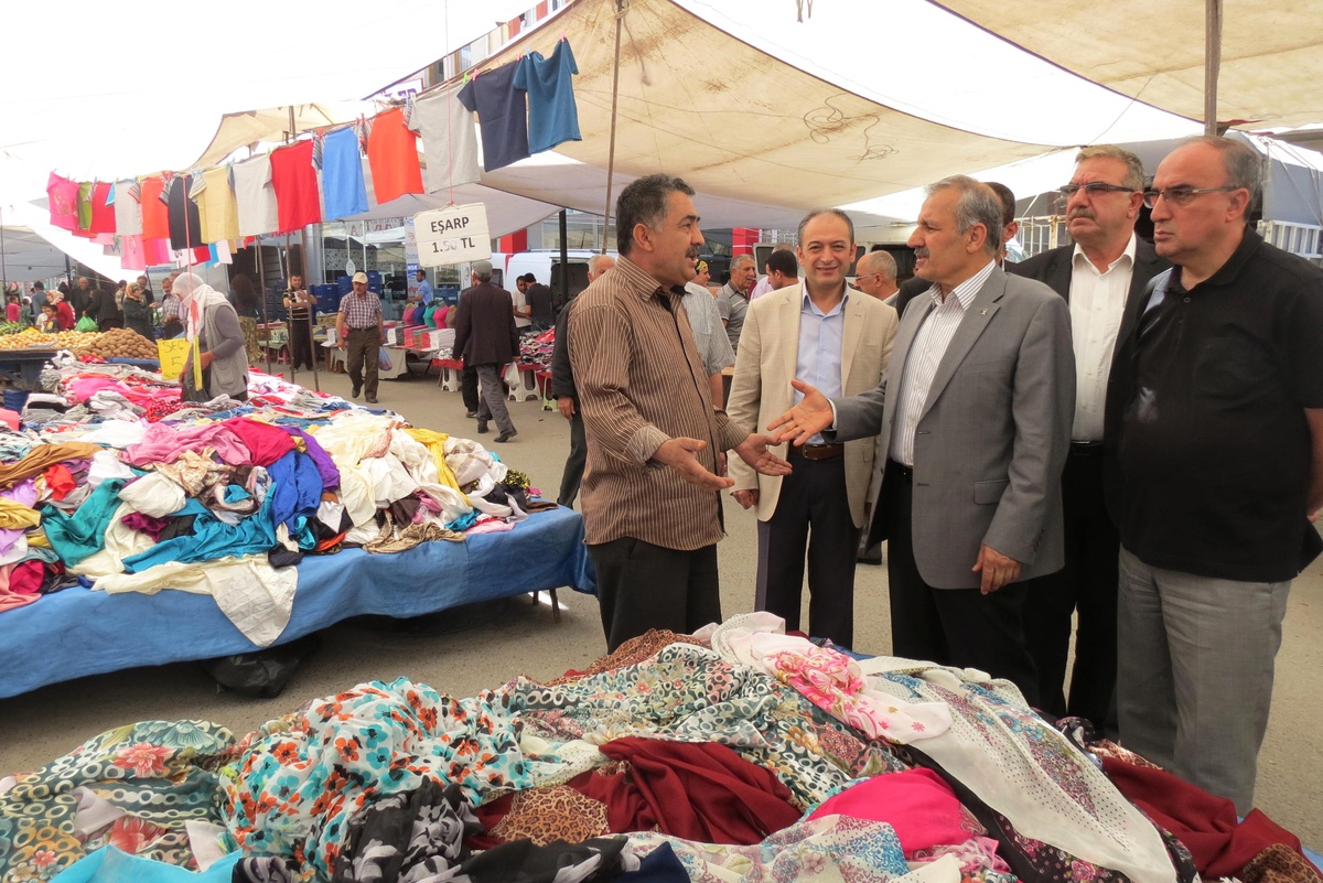 Milletvekili Şahin, Pazarcı Esnfını Ziyaret Etti