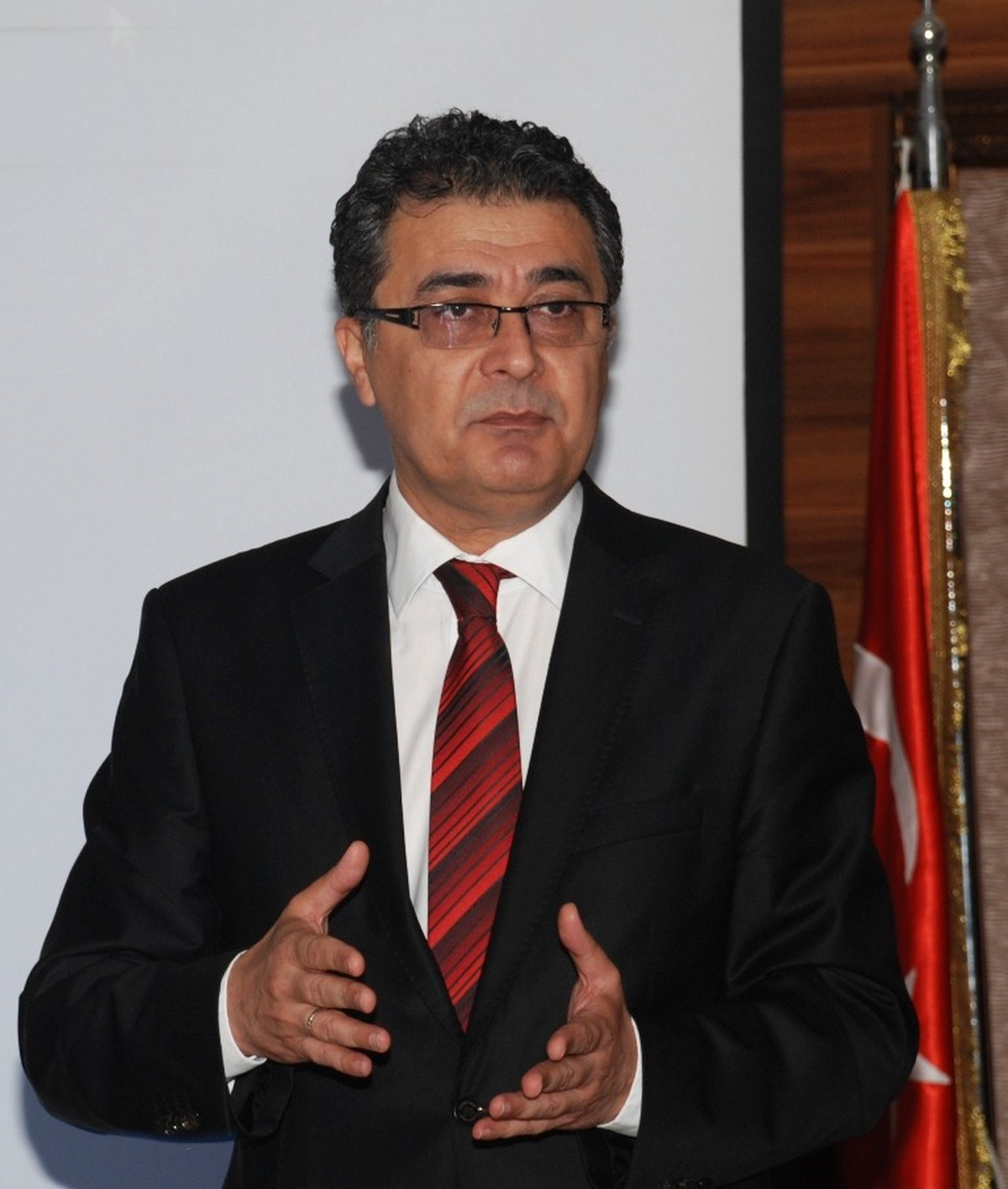 Yaman: "Diş Hekimini İşçileştirmek, Köleleştirmek İstiyorlar"