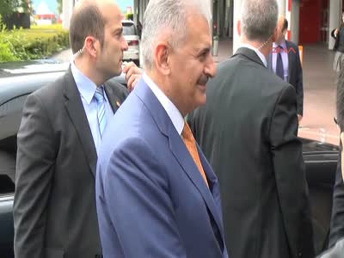 1binali Yıldırım\'a İsviçre\'de Başarı Ödülü Verildi