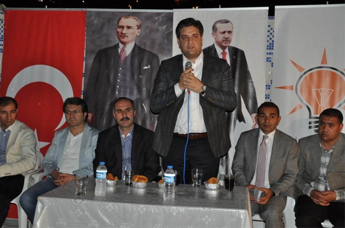 AK Parti Merkez İlçe Mahalle Meclisi Toplantıları Sürdürüyor