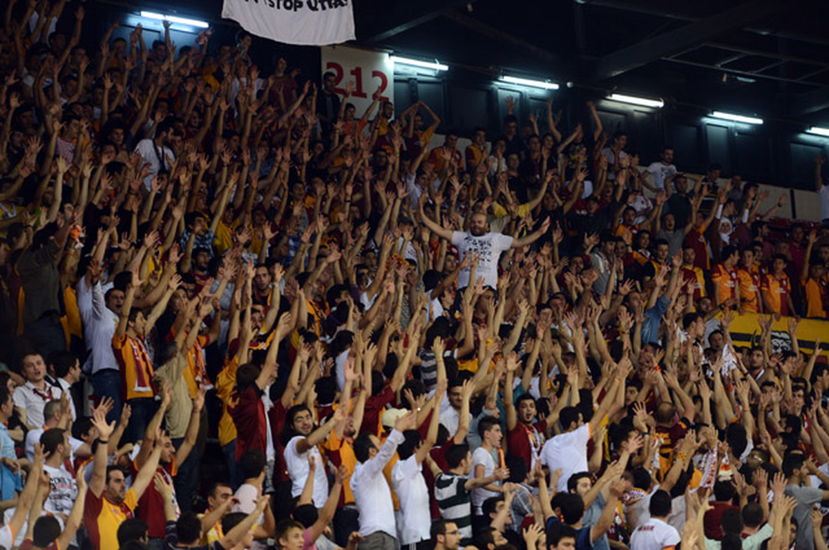 Galatasaray Play-Off\'ta Seriyi 2-0 Yaptı