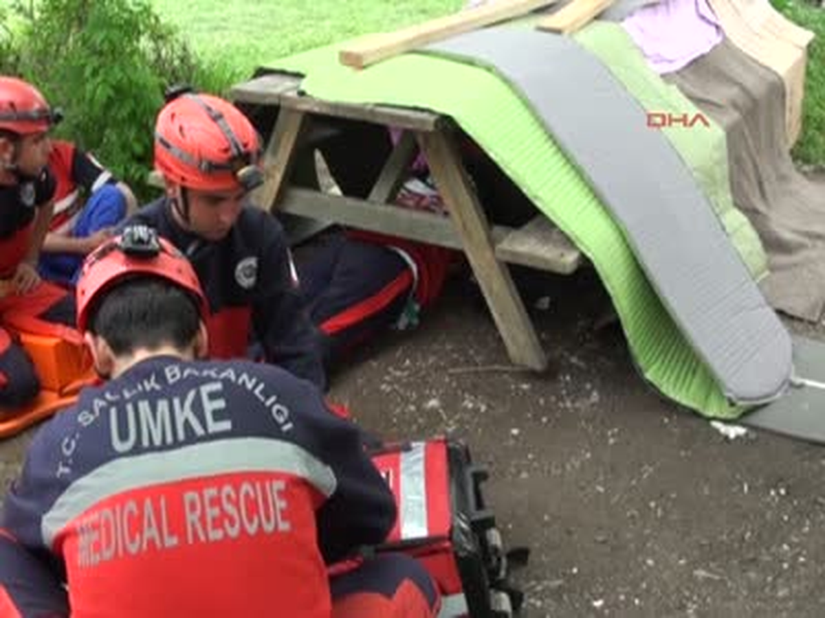 UMKE\'nin Deprem Tatbikatı Gerçeğini Aratmadı