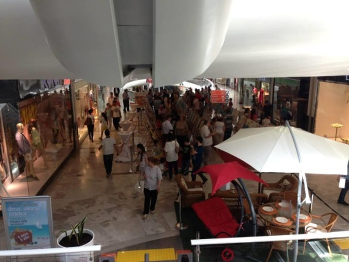 Özel Ata Koleji Resim Sergisi Prıme Mall Antakya\'da