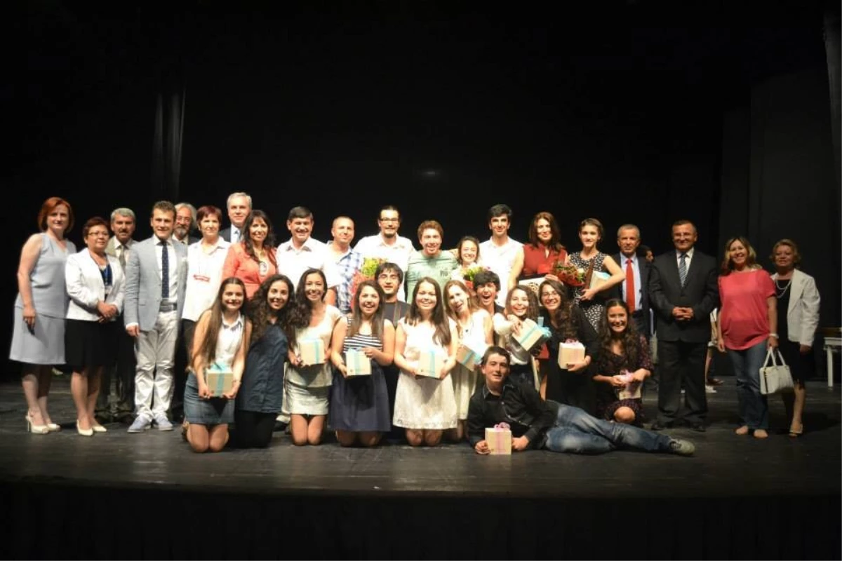 3. Liseler Arası Tiyatro Şenliği Ödül Töreni