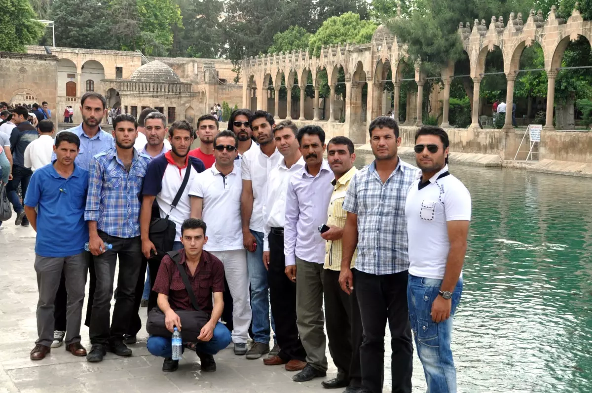 Çadır Kent Gençlik Konseyi Şanlıurfa\'yı Gezdi