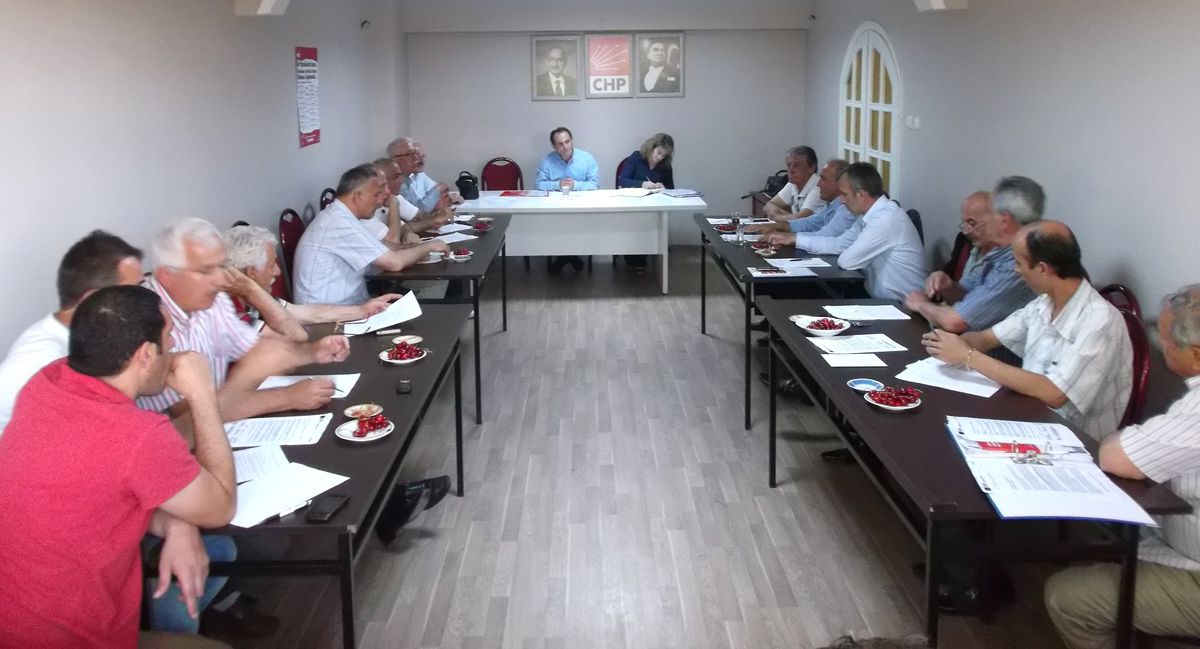 CHP İlçe Başkanları Toplantısı Düzenlendi