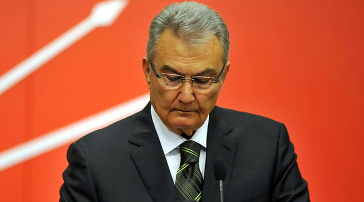 Deniz Baykal\'ı Susturan Soru