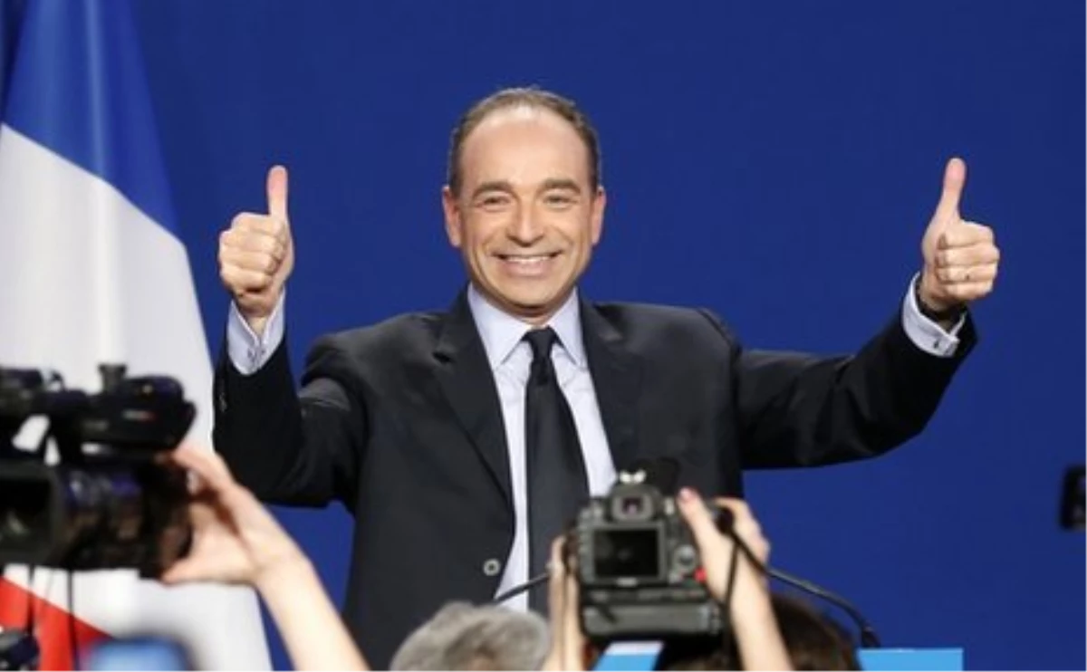 Fransa\'da Ana Muhalefet Partisinin Delegeleri Sandık Başına Gidiyor