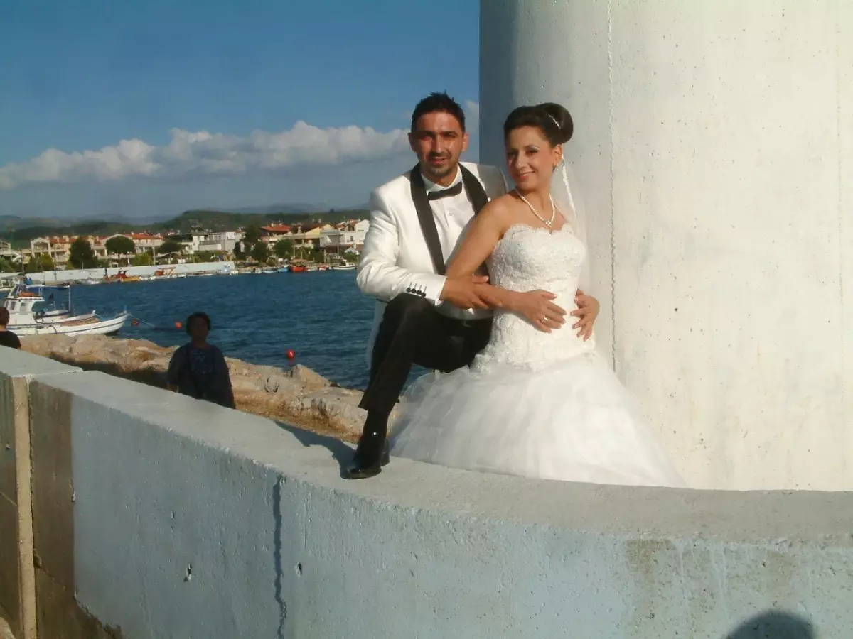 Gelin ve Damat, İlk Tanıştıkları Limanı Unutmadı
