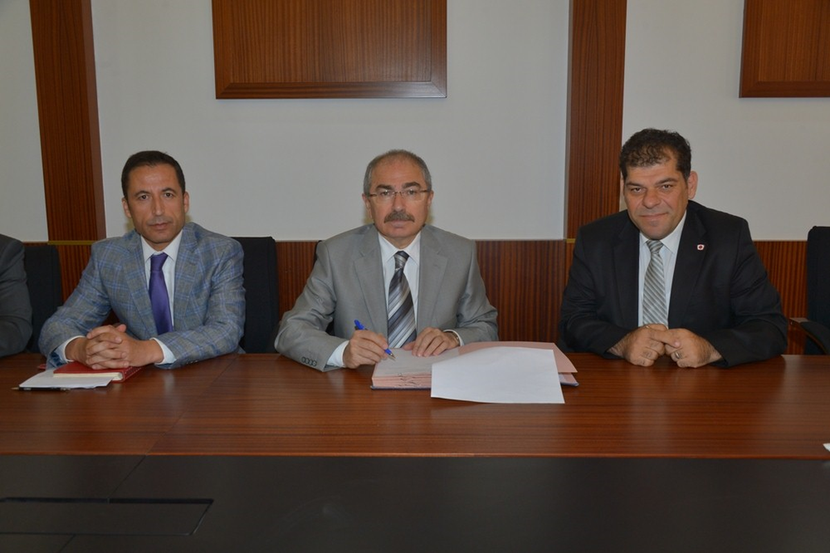 İl Özel İdaresi ve Tpao Bozuk Yolları Onaracak