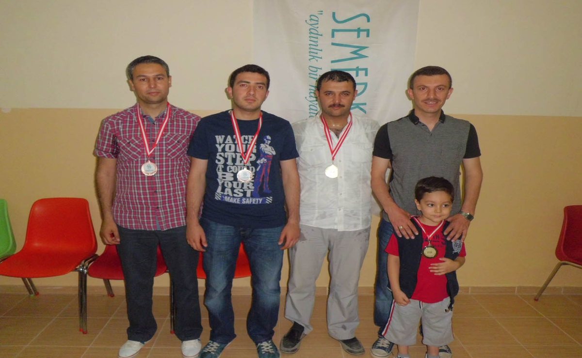 Masa Tenisi ve Futbol Turnuvası Sona Erdi