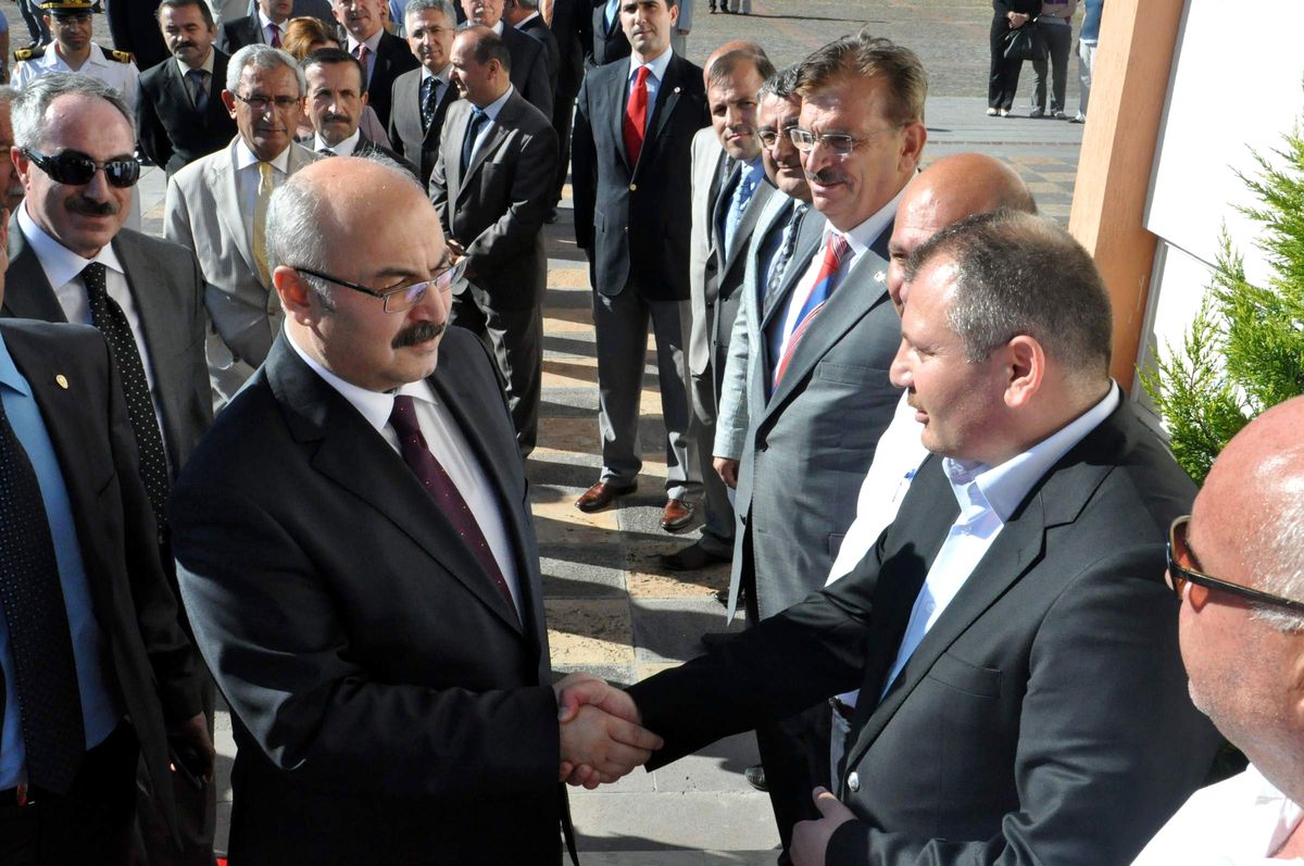 Sinop Valisi Köşger Görevine Başladı