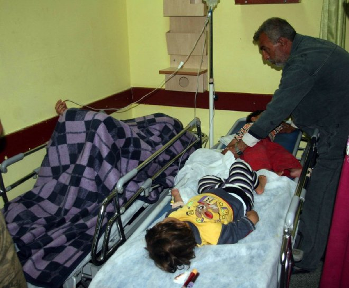Suriyeliler Yedikleri Yemekten Zehirlendiler