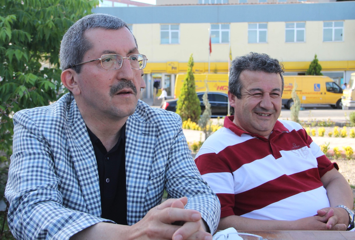Başkan Vergili, Kent Meydanındaki Çalışmaları İnceledi