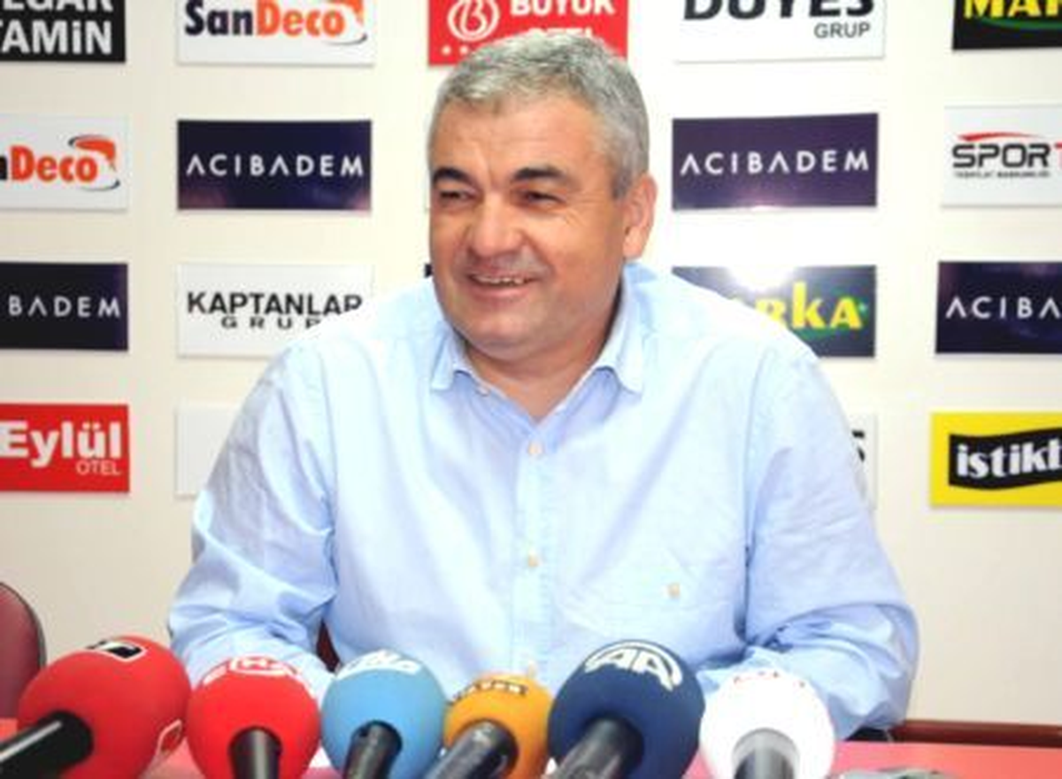 Çaykur Rizespor Rıza Çalımbay ile Anlaştı