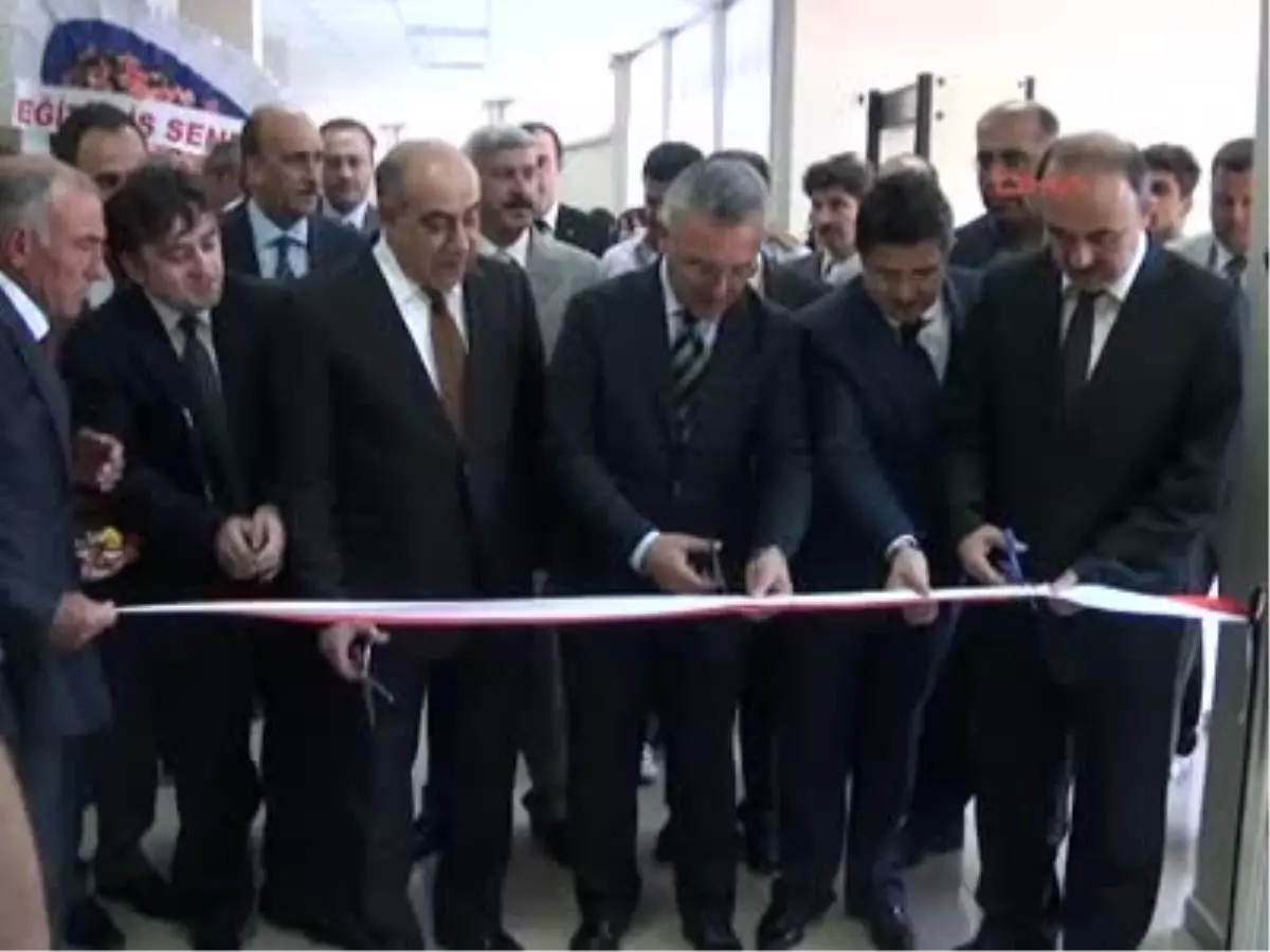 Elazığ Üstün Zekalı Çocukların Eğitimi Çalıştayı Elazığ\'da Başladı Üstün Zekalı Çocukların Eğitimi...