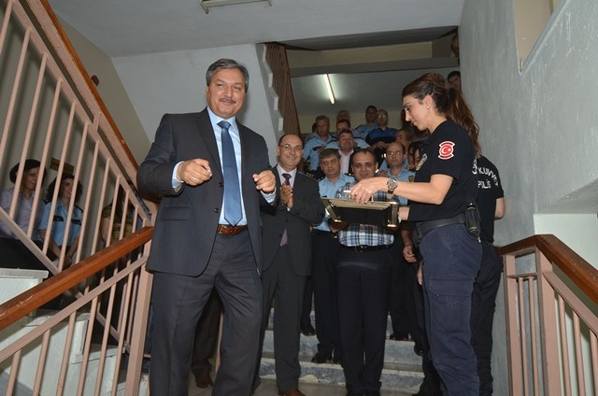 Emniyet Müdürlüğü Spor Salonu Hizmeye Girdi