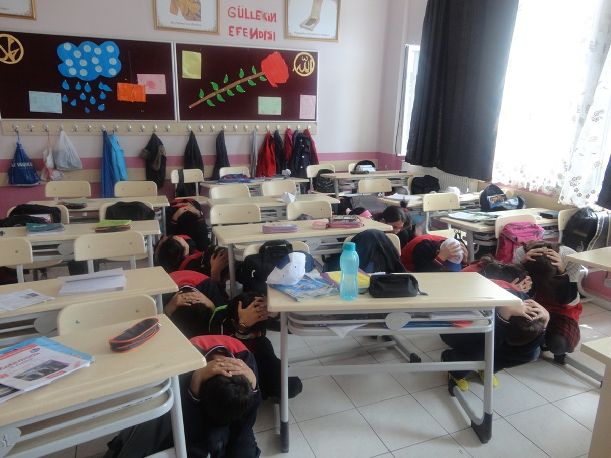 Kars\'ta Deprem Tatbikatı