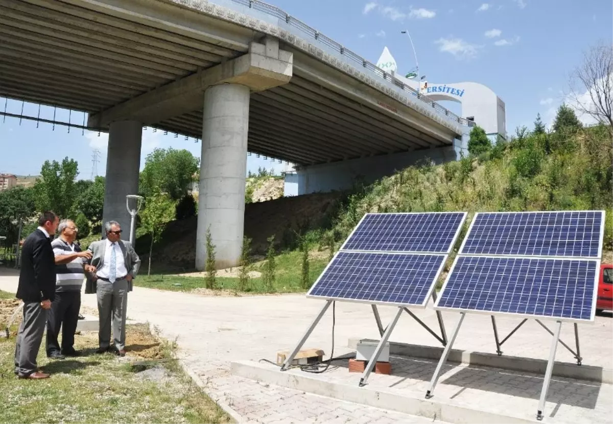 Kbü Güneş Enerjisi ile Çalışan Su Pompası Geliştirdi