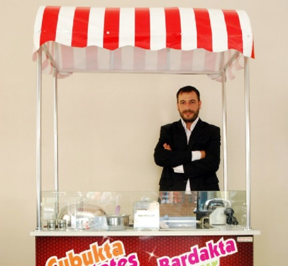 Sanalpazar.com\'da Kurduğu İşle 20 Ülkeye İhracat Yapıyor