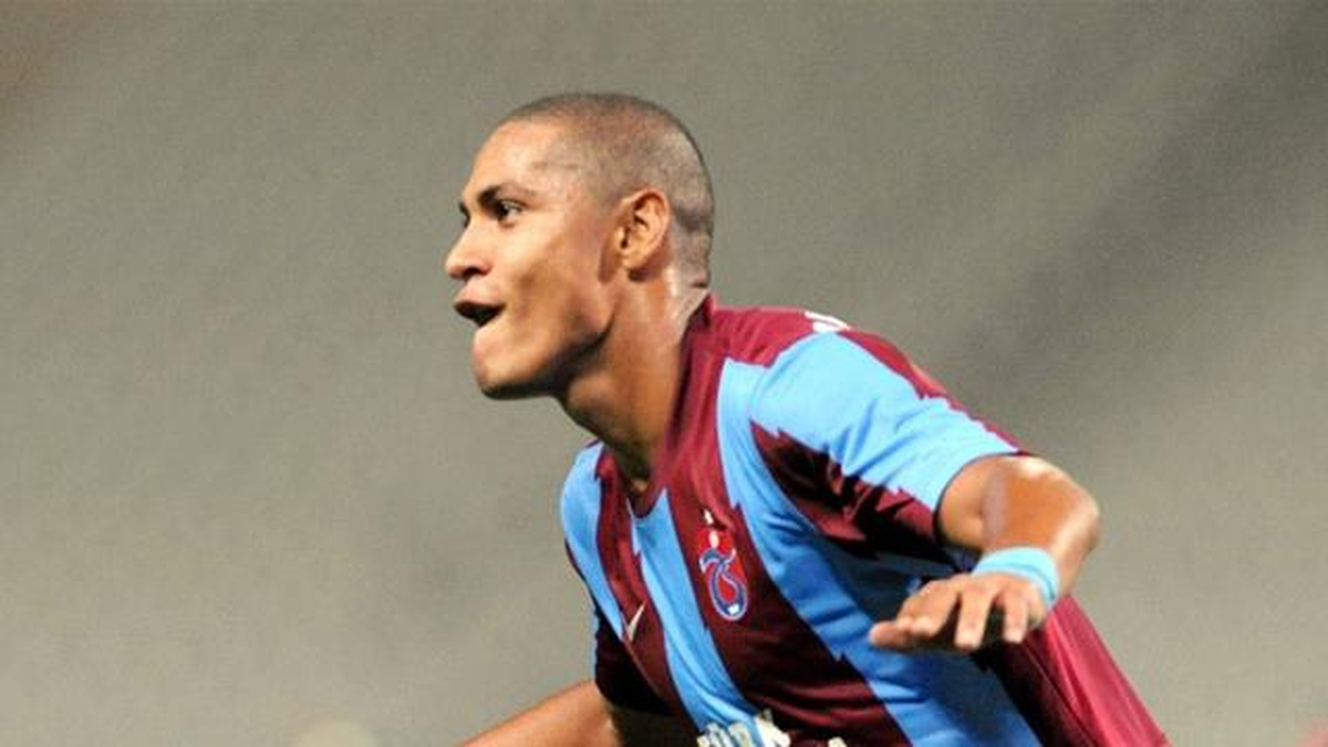 Trabzonspor\'da Henrique Krizi Son Anda Önlendi