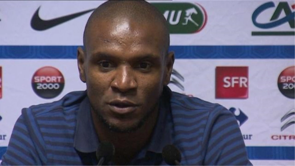 Abidal, Barcelona\'ya Veda Etti