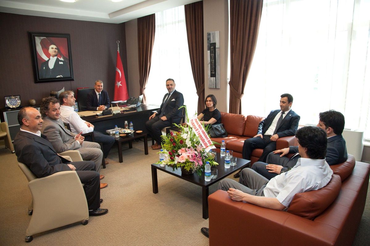 Baro Başkanı Hacıeyüpoğlu\'ndan Satso\'ya Tebrik Ziyareti