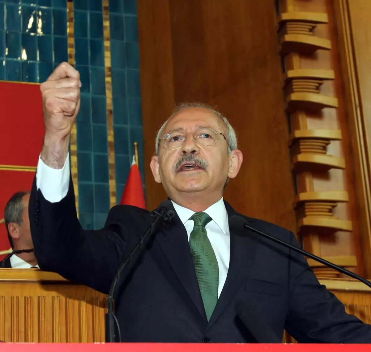 Kılıçdaroğlu\'ndan Büyükçekmece Belediyesi Standına Ziyaret